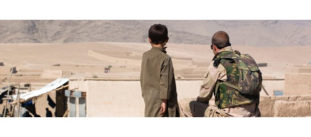 Afghanistan_militair_jongentje_610