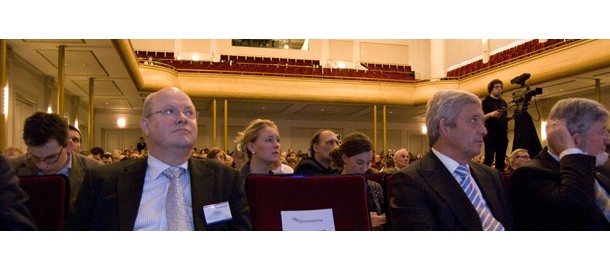 20090131_uniecongres_zaal