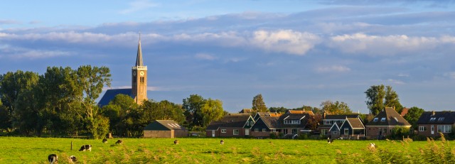 Kerk in landschap.jpg