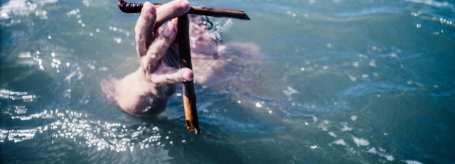 Kruis onder water.jpg