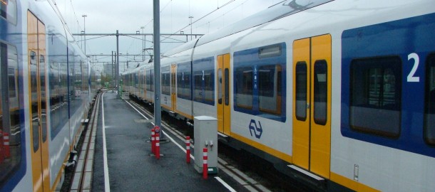 1014426 - nieuw stoptreinmaterieel 4delig en 6delig treinstel