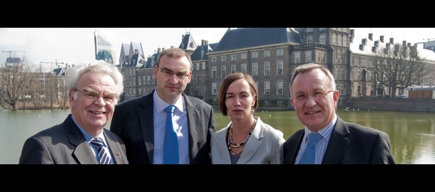 201003-Eerste Kamerleden1-610x192