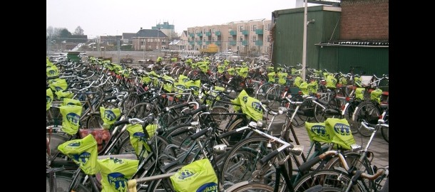 fietsen bij station