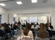 Werkbezoek aan Servische anti-mensenhandelconferentie