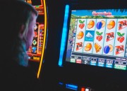 Grote zorgen over online gokken
