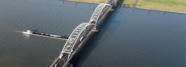 Merwedebrug_-_RWS_364426.jpg