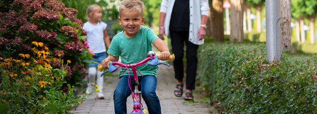 kind op fietsje.jpg